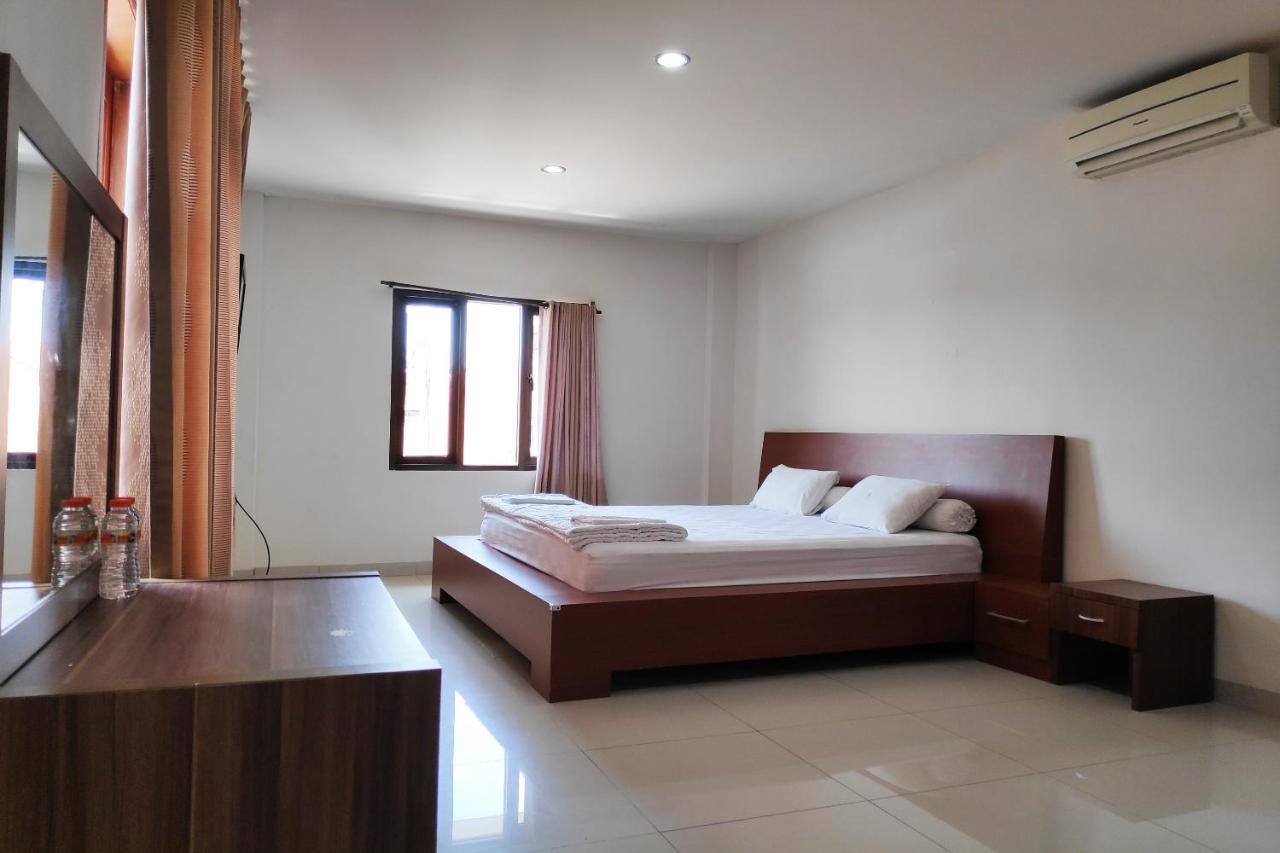 Oyo 90058 Pondok Seruni Dempasar Exterior foto